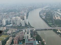 -广州塔卢特斯法国旋转餐厅