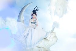 点击看大图 -九月鹰飞汉服摄影工作室