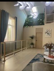 -百秀名媛纹绣美学护肤中心