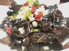 -超越炭火牛蛙火锅鸡(河东店)