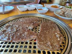 -唯成•韩国炭火烤肉 유성고기