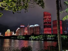-万绿园