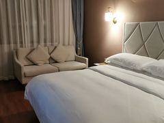 -雅戈尔富宫大酒店(观前街店)