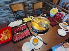 -幸运牛汕头小黄牛牛肉火锅(梅林店)