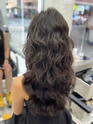 -乾健·烫染·接发SALON
