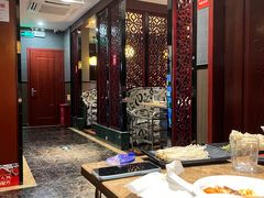 -七欣天香辣蟹火锅(上海银亿滨江店)