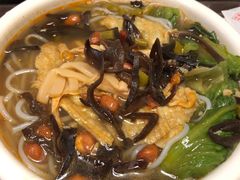 -水平有限螺蛳粉(宏达大厦店)