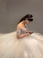 -艾米丽婚纱礼服