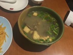 金陵鸭血粉丝汤-弄堂小笼包(西青中北永旺购物中心店)