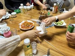 -亨利烧烤(理想山店)