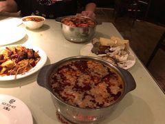 -火宴山海鲜自助火锅(新世界店)