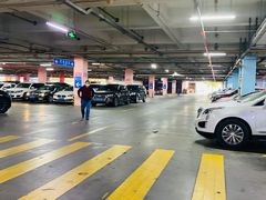 -大润发杨浦店-停车场