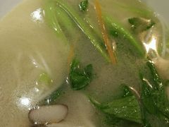 -香巴拉云南餐厅(华莱坞店)