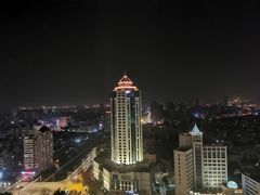 -云顶旋转自助景观餐厅