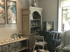 -维纳斯化妆摄影学校