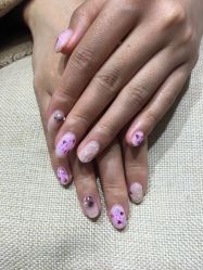 -逸日式美甲美睫工作室