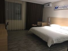 -城市便捷酒店(佛山大良清晖园步行街店)