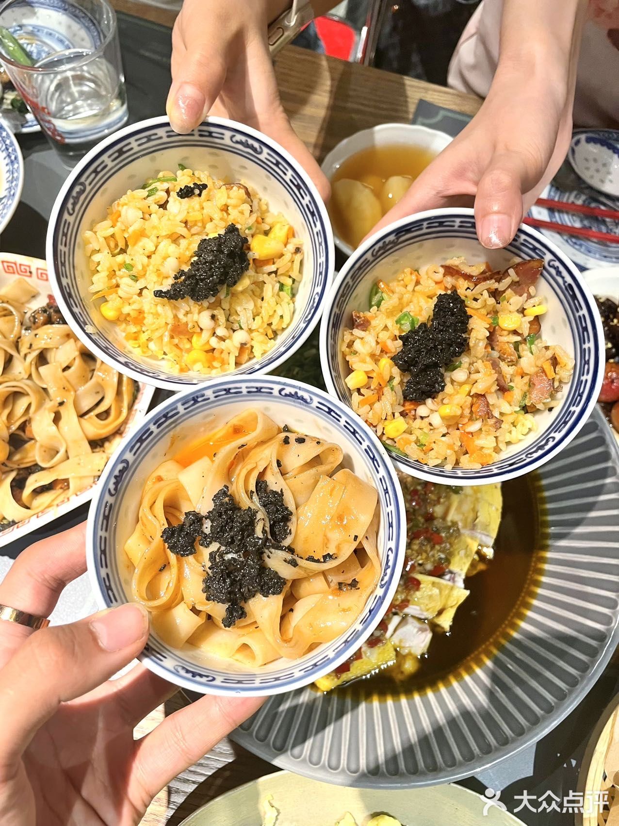 小寨下一个顶流复古打卡餐厅——玲珑食铺！