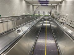 -红土地(地铁站)