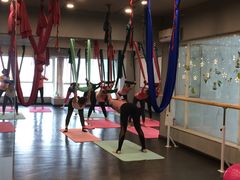 -舞佳舞空中瑜伽馆