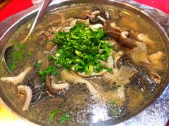 -谢老五跷脚牛肉·非遗传承店