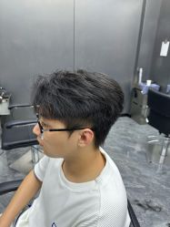 -米可造型烫发染发