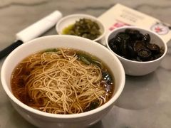 -功德林(南京西路店)