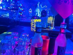 -喜鹊音乐酒馆(西街店)