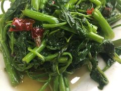 -万春卤菜(天乡后街步行街店)