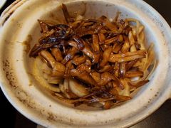 砂锅烧山菌-老牌坊鲁菜名店(美莲广场店)