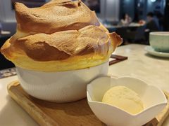 -港丽餐厅(高德置地店)