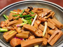 叉烧肉焖莲藕-国家五钻酒家·西樵旺阁渔村(西樵店)