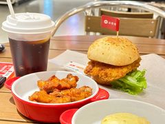 -必胜客(大宁路店)