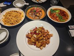 -麻六记(凤凰汇店)