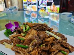 -六和聚传统烤鸭.天津菜(和平店)