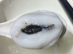 黑芝麻汤团-七宝老街汤团(上海世纪汇广场店)