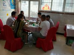 -宾朋海鲜特色美食餐厅·纯手工鲅鱼水饺(兴海路店)