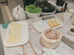 -四季缤纷椰子鸡(梅溪新天地店)
