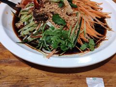 老滇凉米线-老滇山寨•云南特色菜•地方菜•民族风情歌舞表演(金碧店)