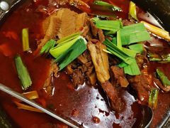 -霄汉牛三鲜湖北砂锅菜(万松园2店)