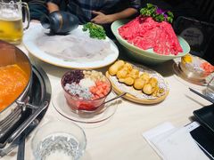 -围炉·川味鲜货火锅(万达珍珠坊店)