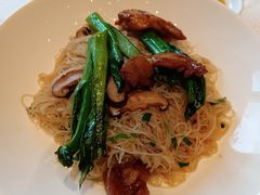 -景月阁空中食府(希尔顿酒店)