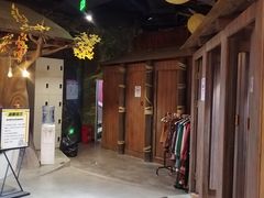 -暴风岛沉浸式体验馆(百联世纪店)