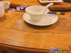 -苗家大院酸汤鱼(贵阳北站店)