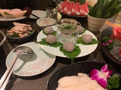 -捞王锅物料理(上海世茂广场店)