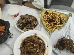 -江城燕子大排档(江汉路步行街店)