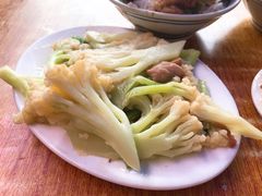 -正宗牛奇排骨饭(第一分店)