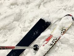 -乔波室内滑雪场