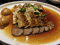 -何氏海产海鲜餐厅(体育中心店)