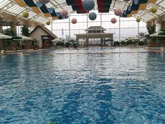 -三岔湖环球融创天堂洲际酒店水乐园